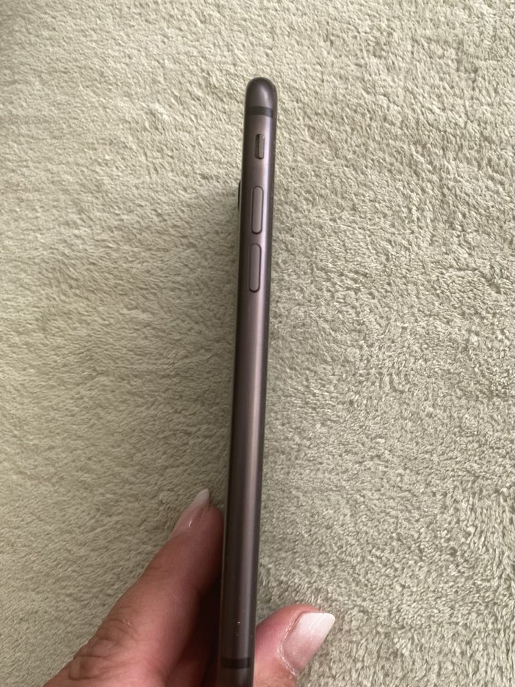 Iphone 8, 64 GB, като нов