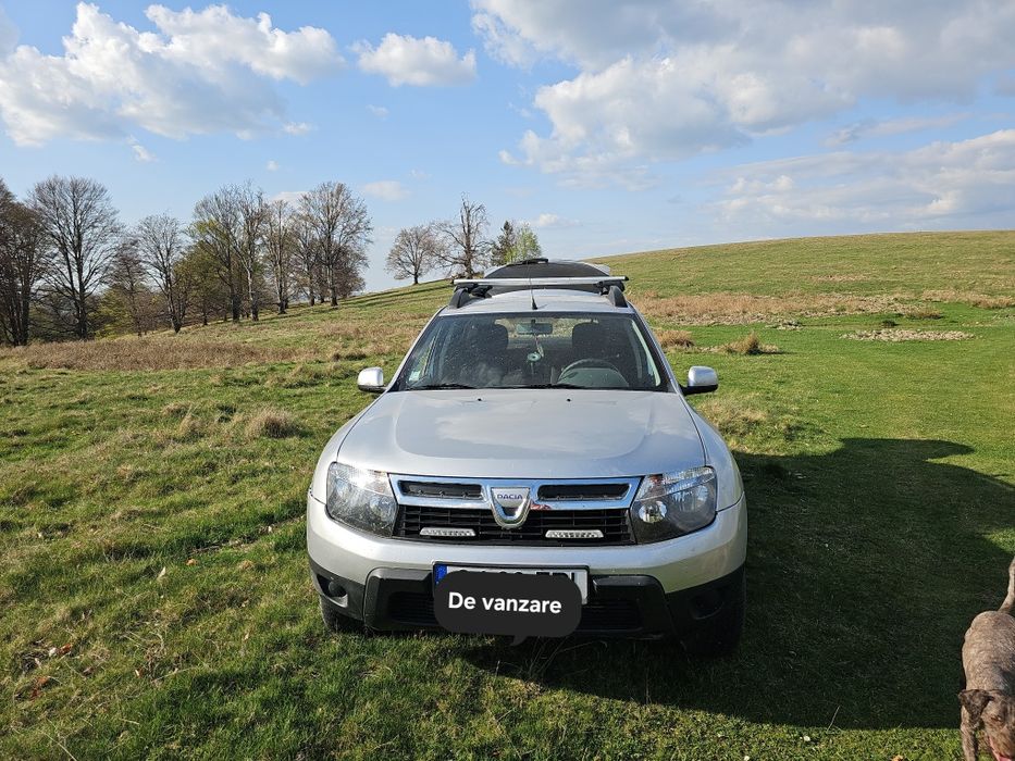 Vand  Dacia Duster 4x4, diesel 1.5 dci
Fără aer