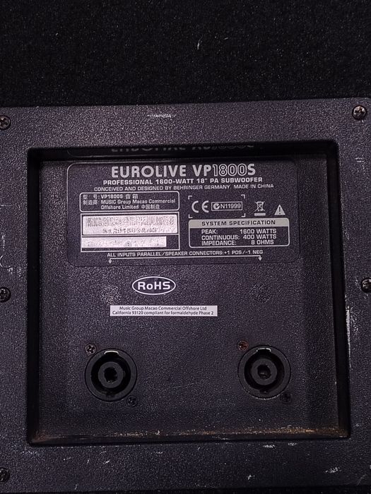 Boxa bas Behringer 400w R.M.S.8omi