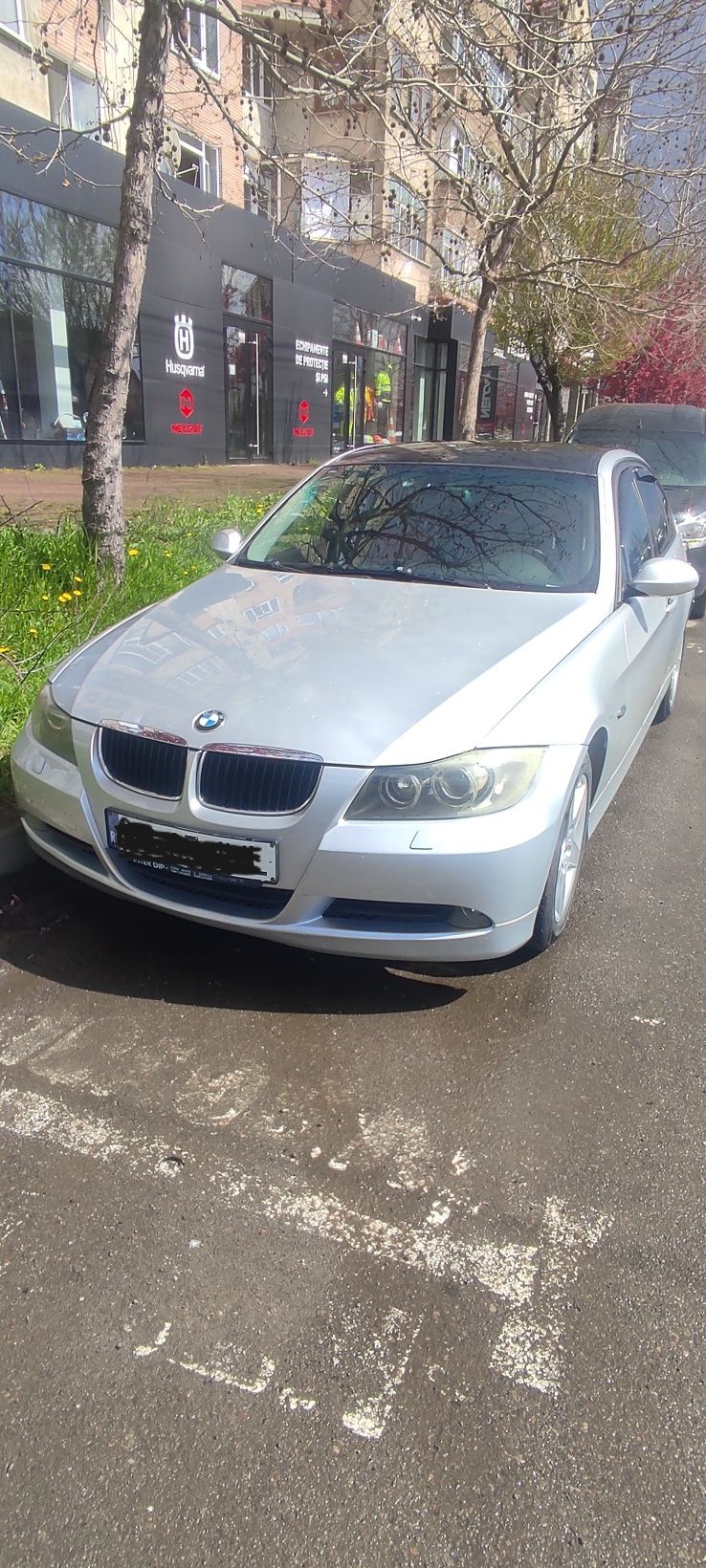 Se vinde BMW E90 M47... Sau schimb cu 4x4