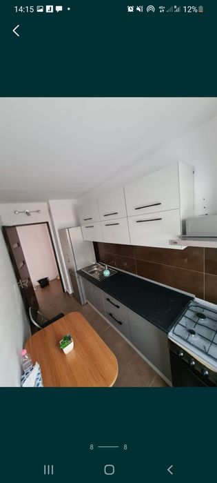 Vand apartament 3 camere