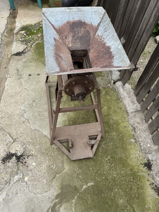 Presa struguri de vanzare