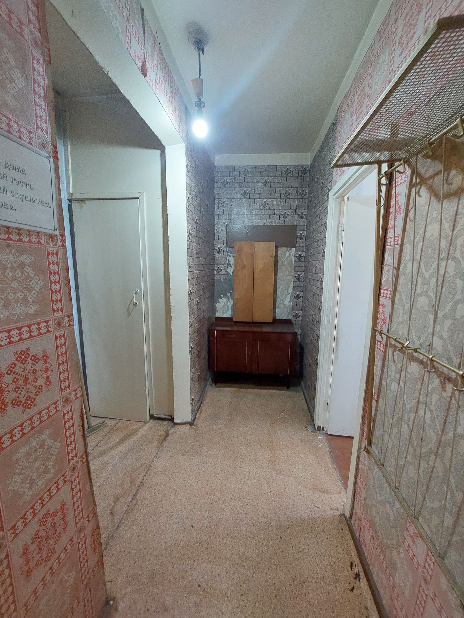 Kora kamish tansikboev da 2/3/4 balkon 2x6 srochna sotiladi