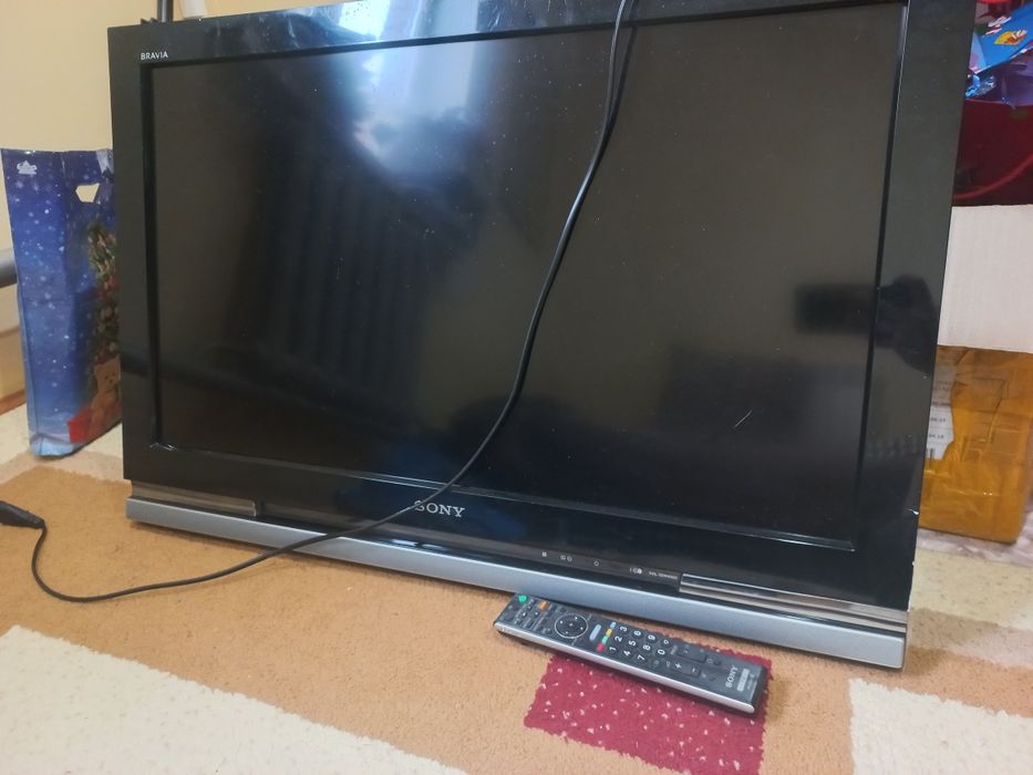 Продам телевизор