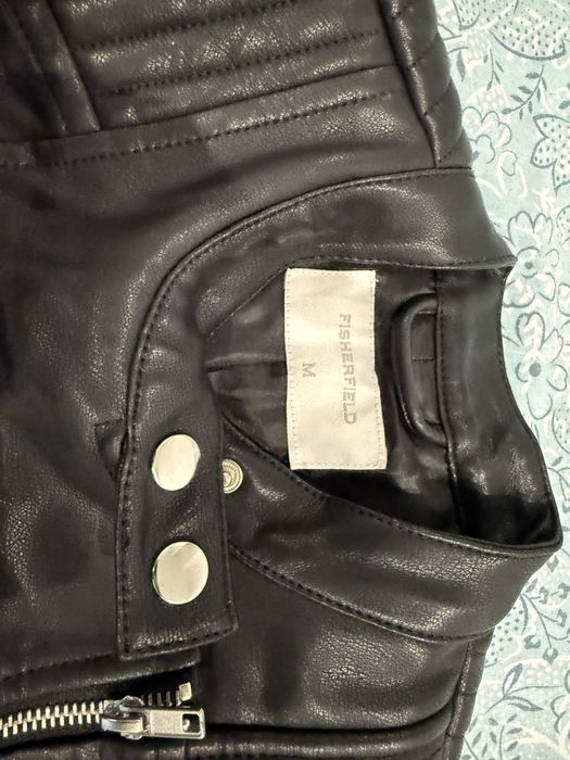 Дамско кожено яке