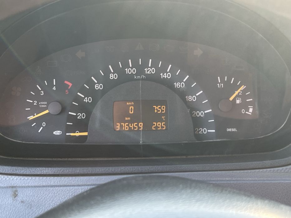 Mercedes-Benz Vito