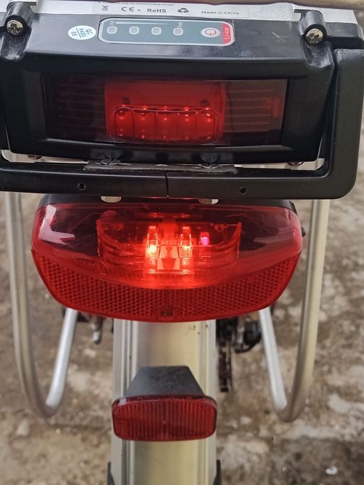 Bicicletă electrică.Motor 36v 500w.Baterie 36v 21Ah.Roți 28. Merge foa