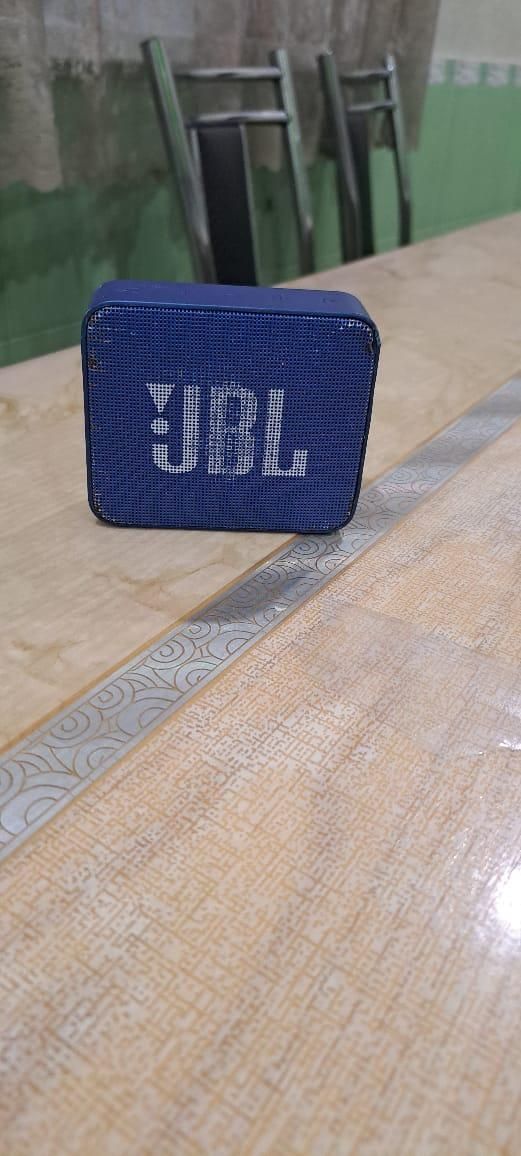 Колонка портативная JBL