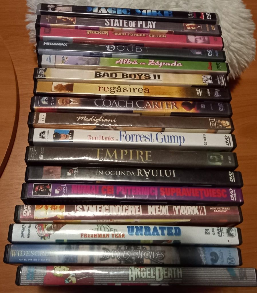 Dvd filme românești și străine, 80 bucăți