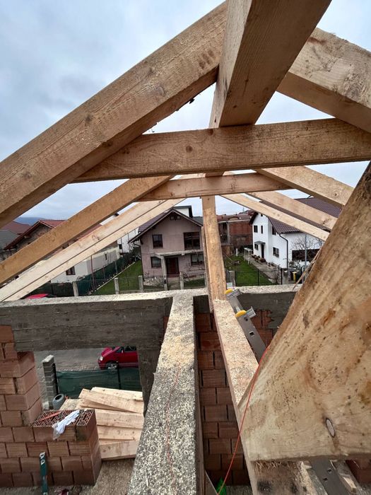 Structura lemnoasa /Dulgherie{Acoperis}