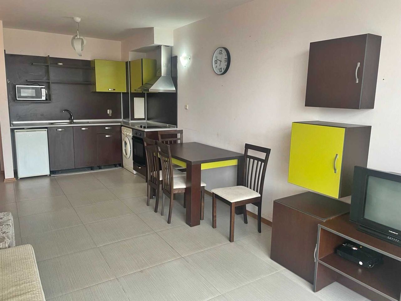 Продава се Двустаен апартамент в к.к. Слънчев бряг - 66 кв.м за 1031 €/кв.м - Снимка #5
