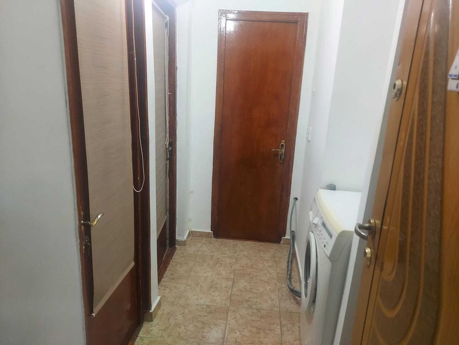 Inchiriez garsoniera