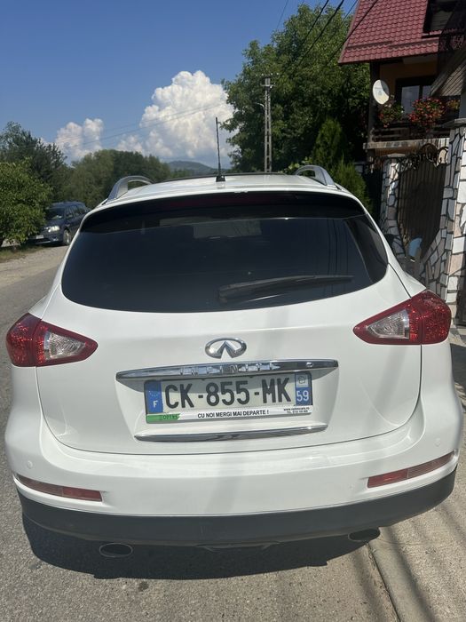 Vind infiniti EX 30
