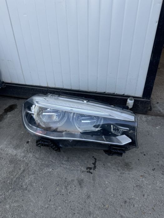 Десен адаптив лед фар бмв х5 ф15 х6 ф16 bmw x5 f15 x6 f16 adaptiv led