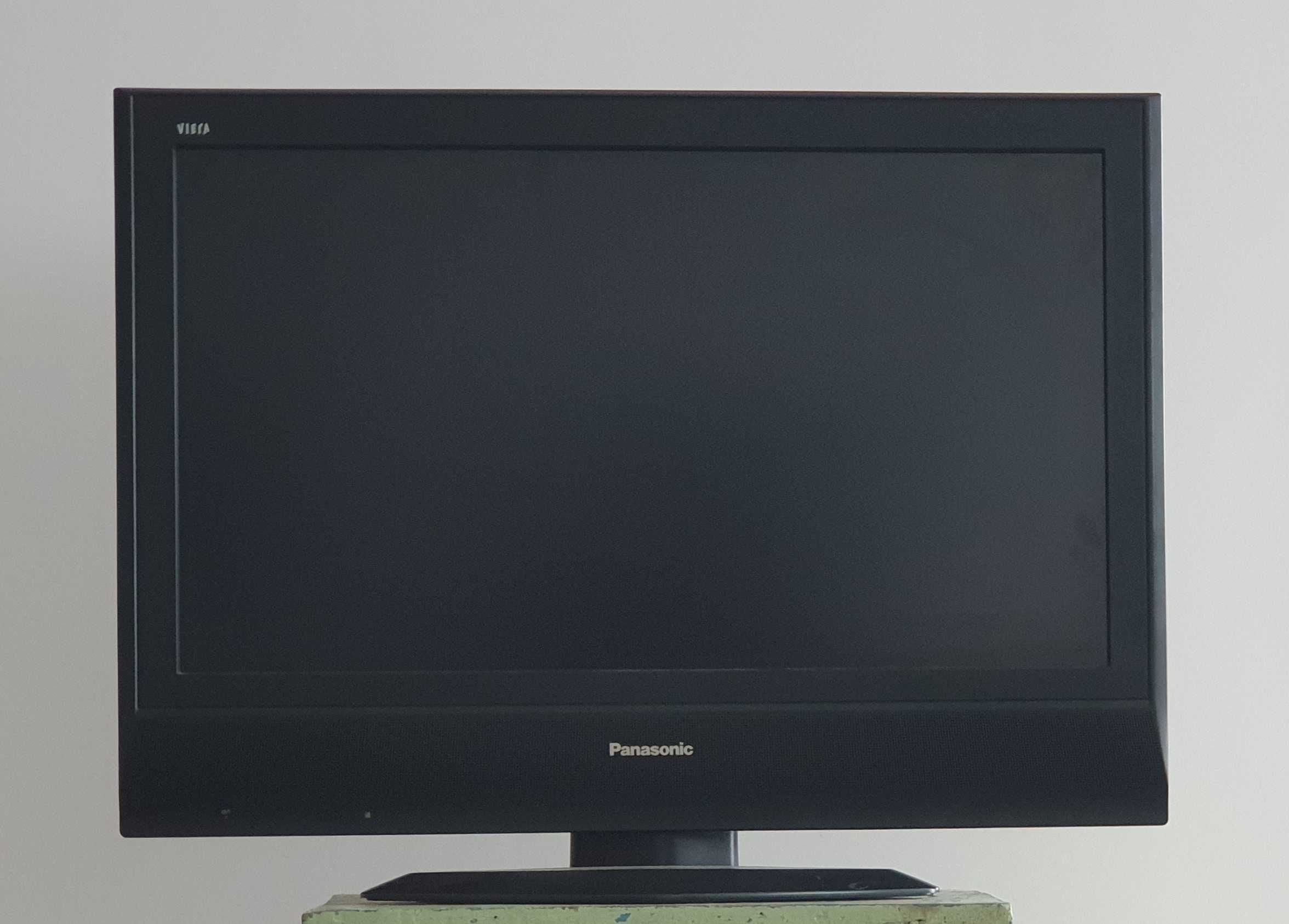 vand televizor LCD Panasonic pentru piese de schimb