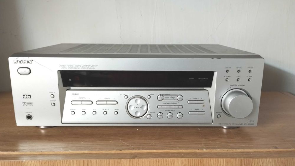 radio receiver amplituner Sony strde485 pt piese sau restaurare