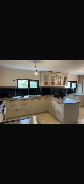 Crown телевизори