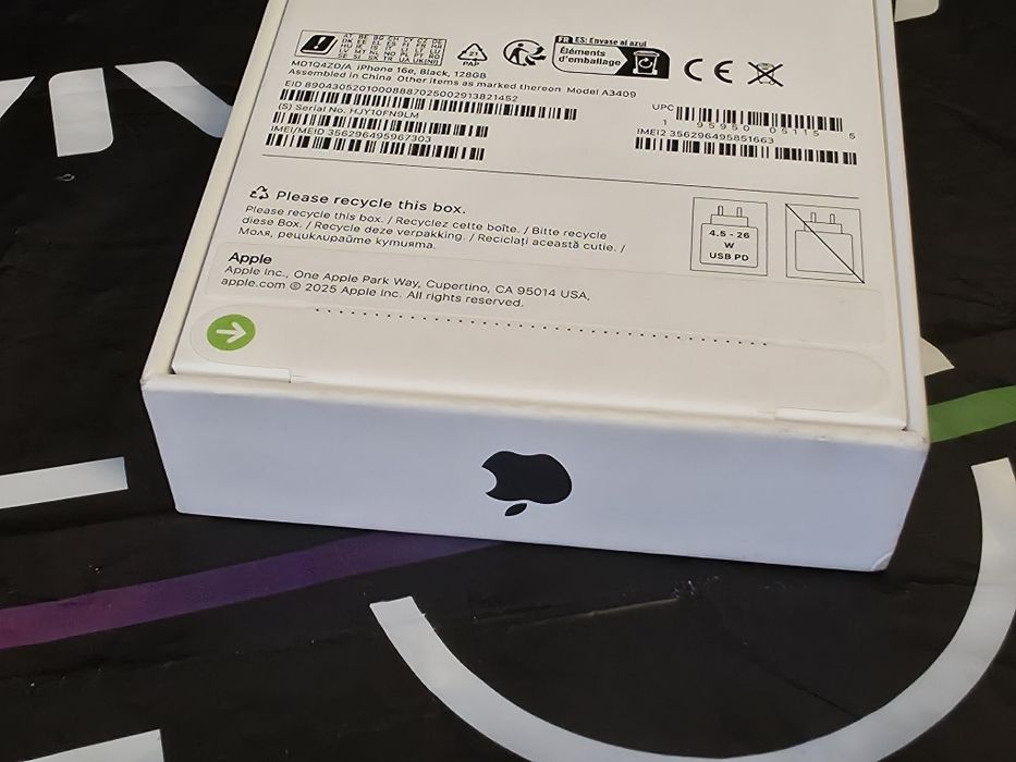 ЗАПЕЧАТАН 128GB iPhone 16e Vivacom Гаранция 2027г. BLACK