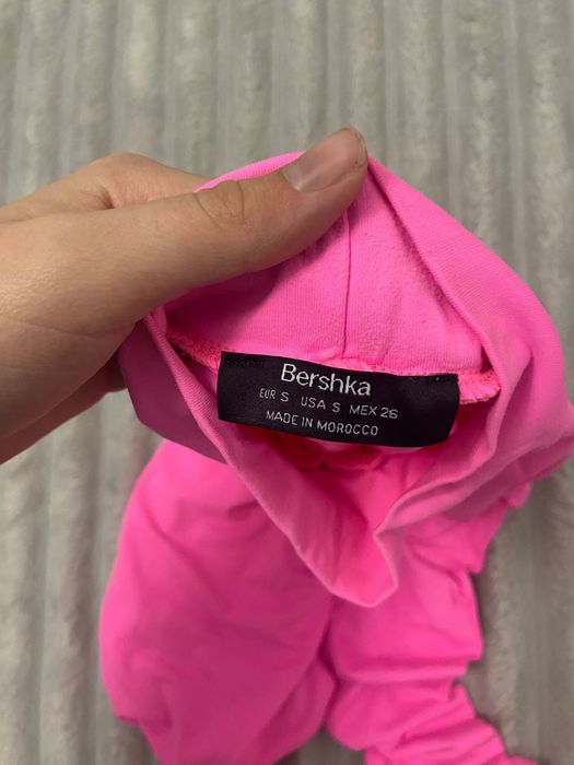 Нови кожени панталони и блузи