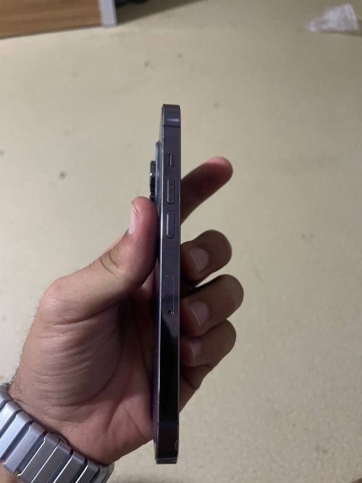 Iphone 14 pro purple