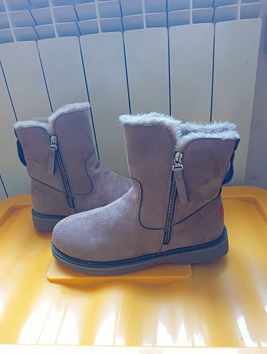 Новые кроссы и сапожки деми 37-38 размер