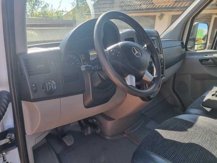 Mercedes Sprinter 516 cu 7 locuri +bena