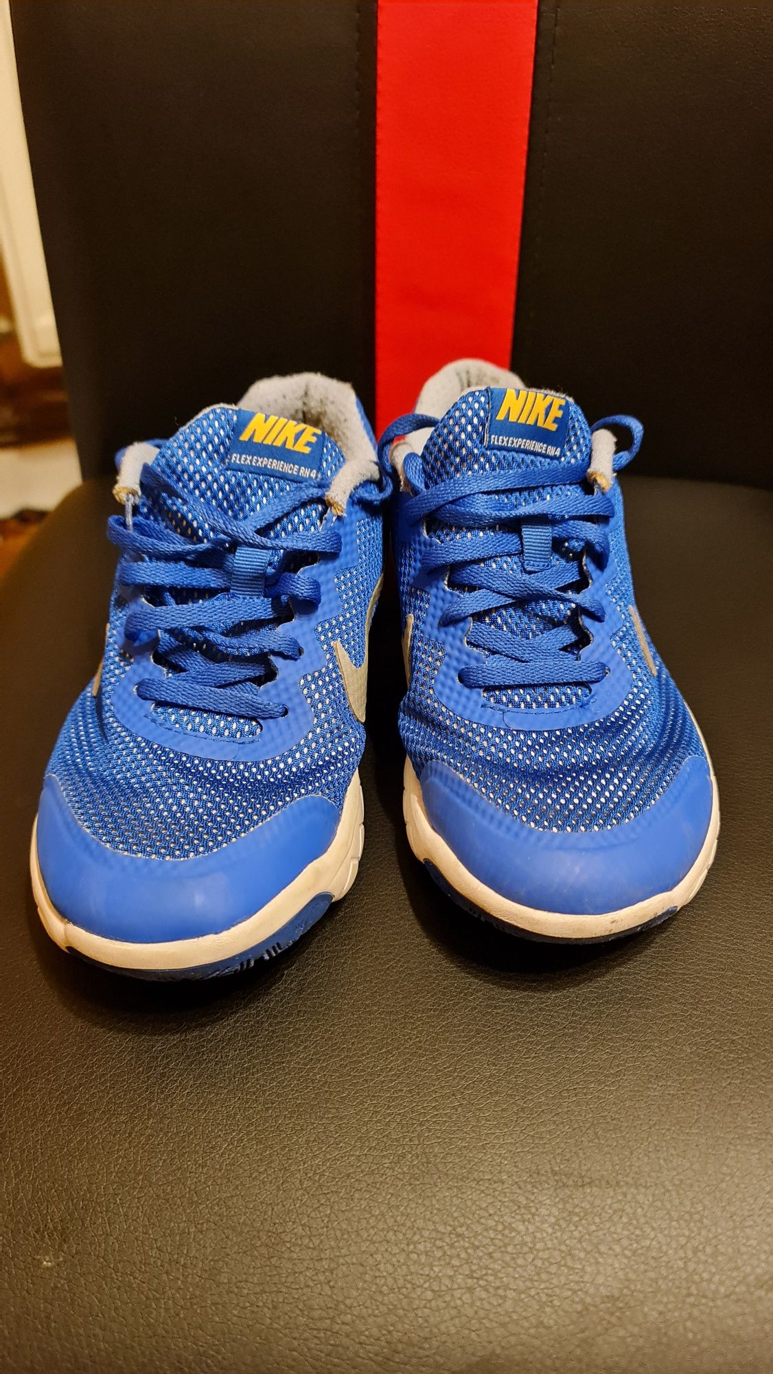 Adidași Nike 23.5 cm