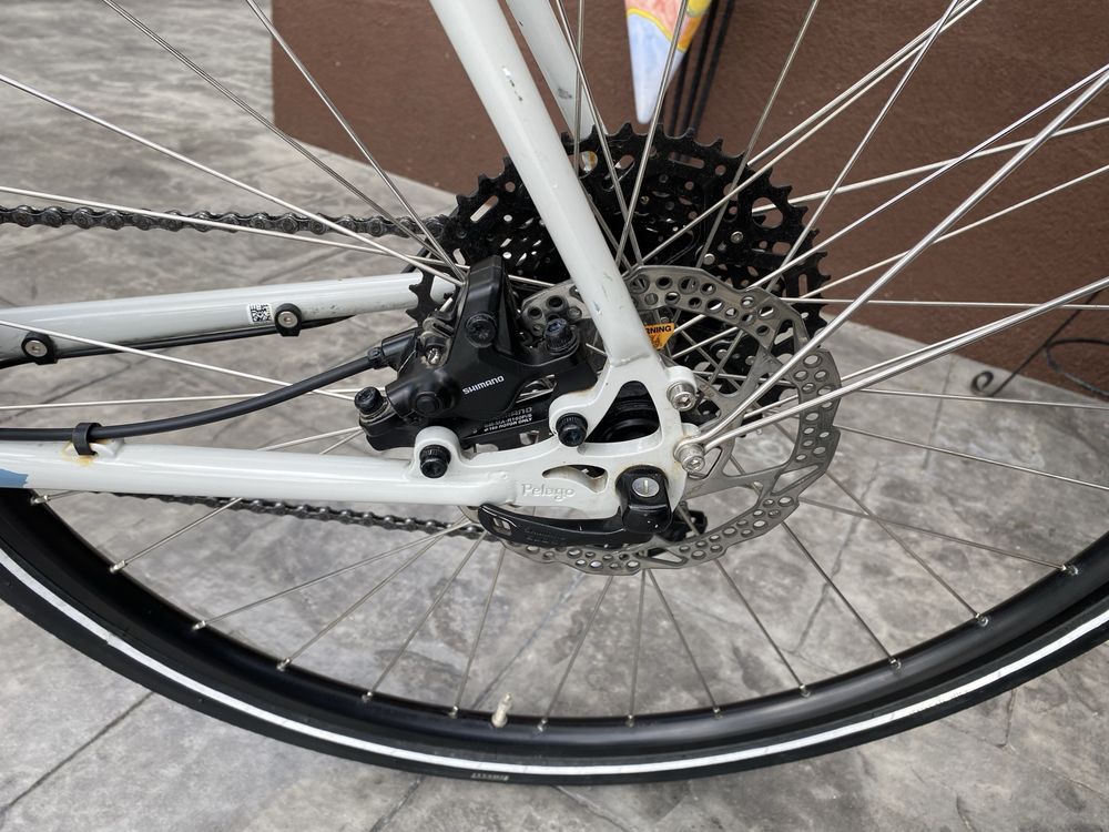 Bicicleta Pelago Silvo Element + [1500 eur pret de lista] + Thule bebe