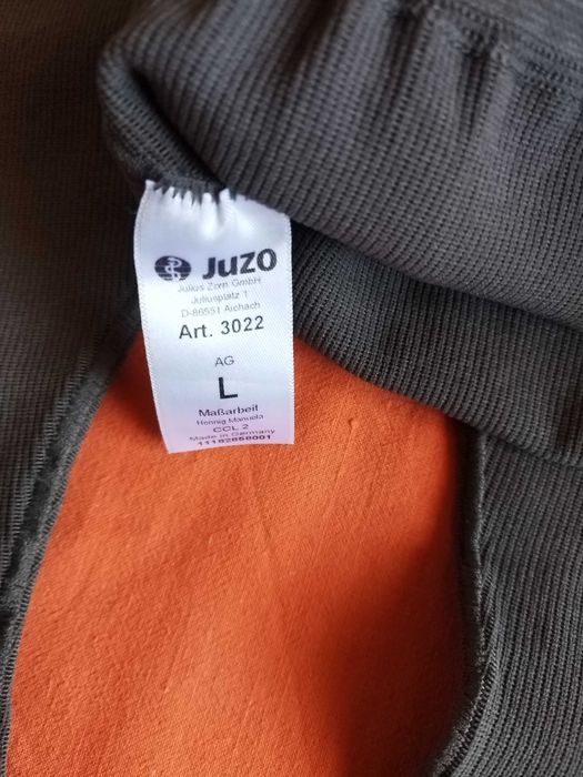 Ciorapi de compresie: clasa CCL 2, gri, cu banda si varf deschis. Noi!