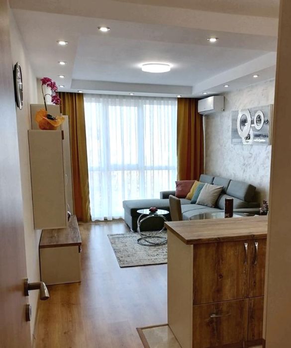 Дава се под наем Двустаен апартамент в Пловдив, Съдийски - 57 кв.м за 500 € - Снимка #1