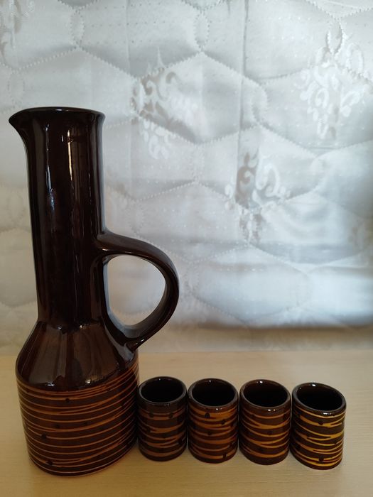 Продам сервизы разные