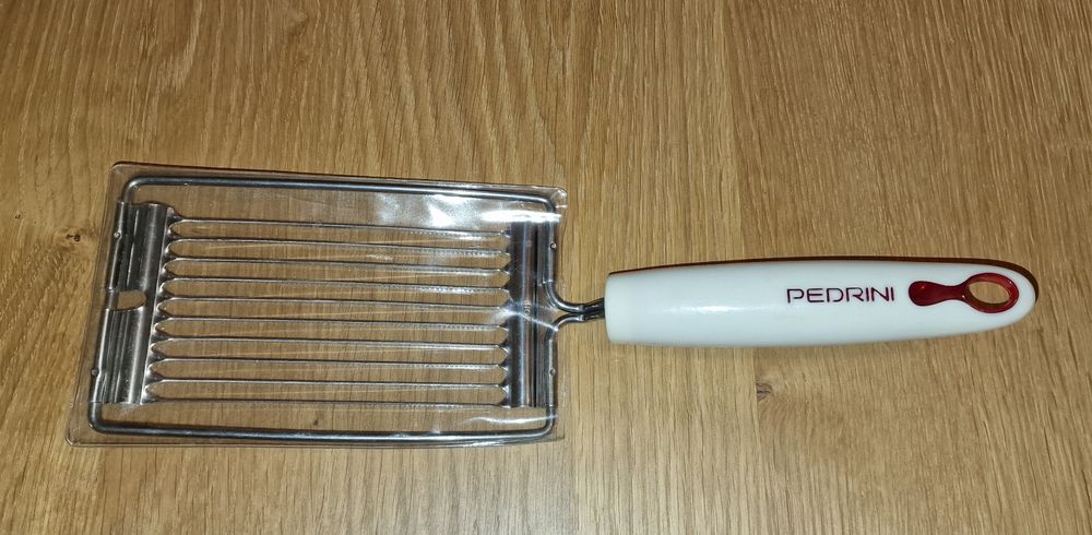 Feliator roșii avocado ananas mere ouă fierte etc.