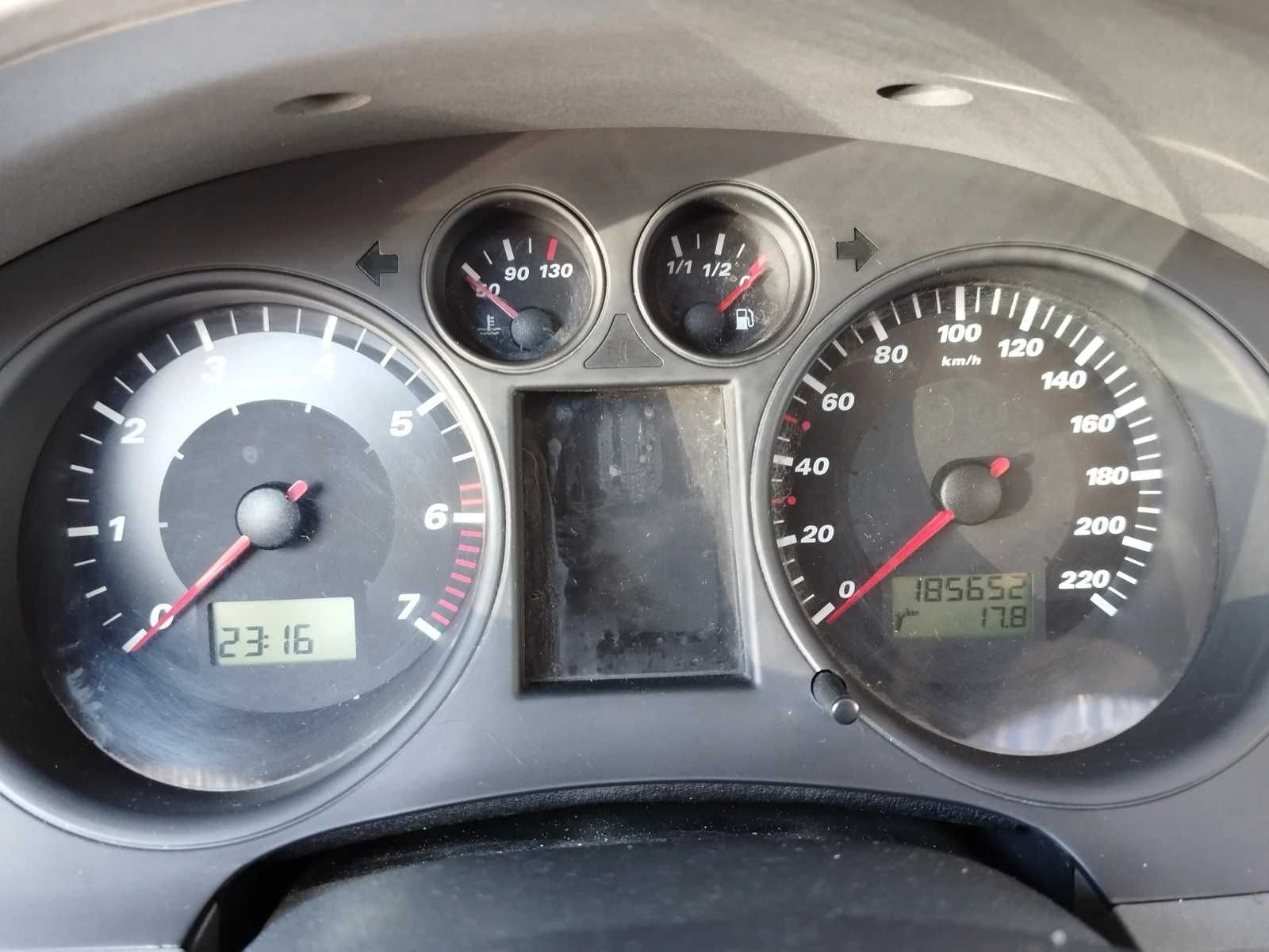 Автомобил Seat Ibiza 2004 сребрист