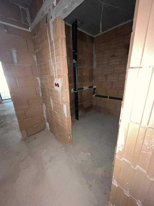 Продава се Едностаен апартамент в Пловдив, Тракия - 40 кв.м за 1375 €/кв.м - Снимка #2