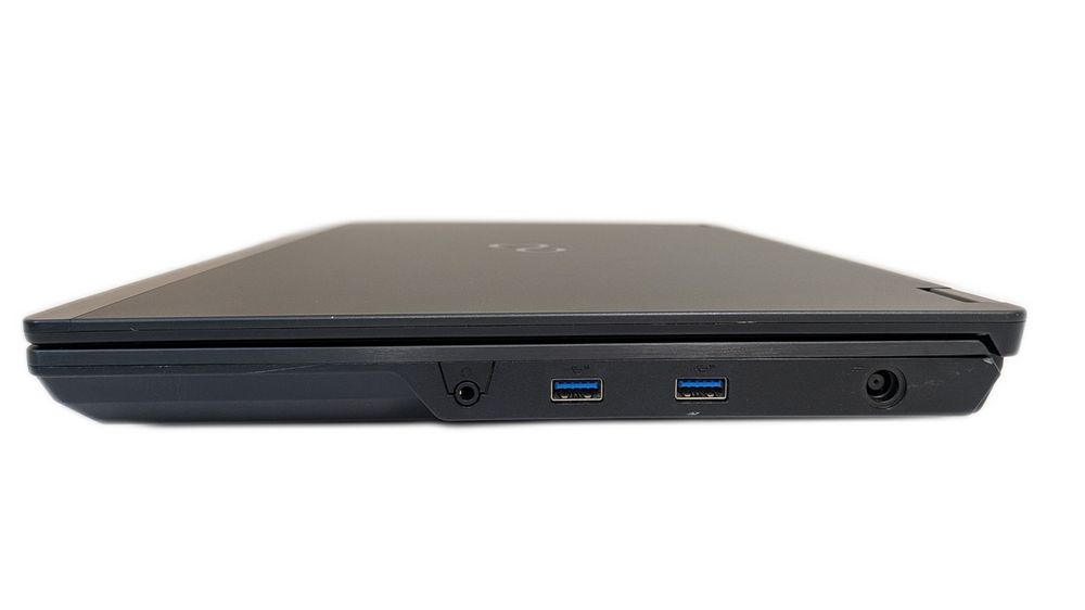 Fujitsu Celsius H780 15.6" 1920x1080 i7-8750H 16GB 512GB Quadro P1000