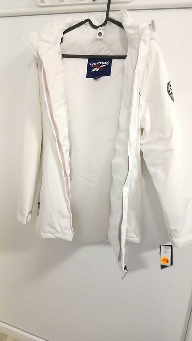 Reebok бяло зимно яке с качулка – S / M / L