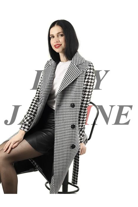 Новое. Стильное осенние пальто. Россия