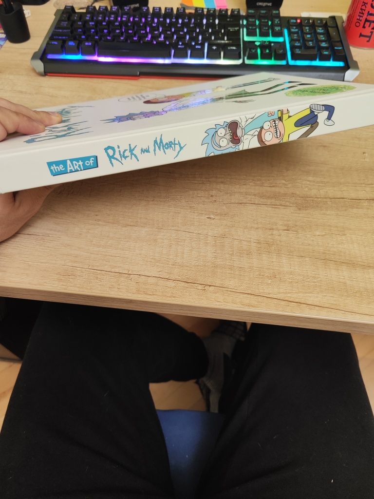 Rick and Morty Artbook - Рик и Морти арт книга