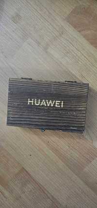 cutie din lemn inscriptionata huwaei
