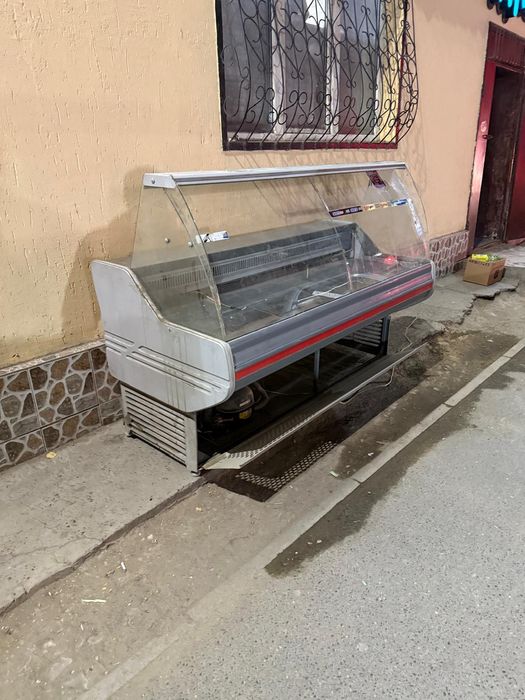 Продам холодильник