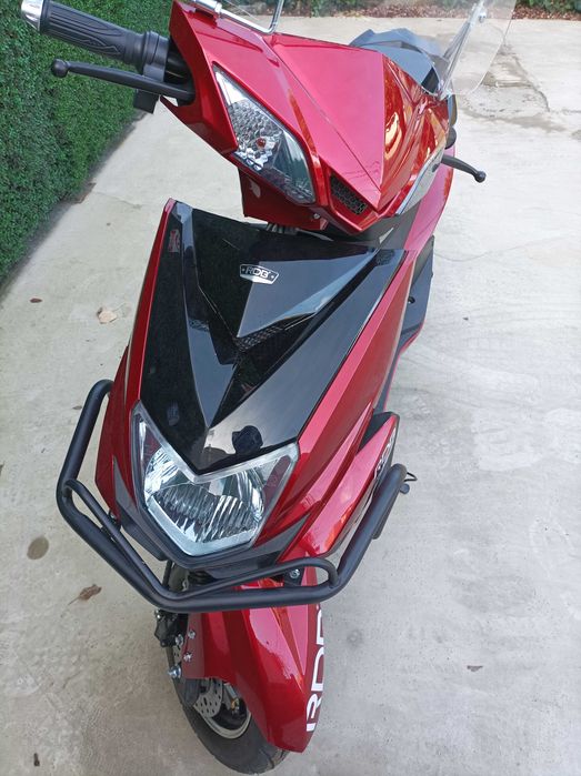 Vând scooter electric rbd chilia+