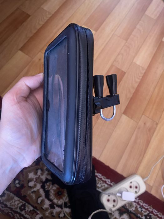 Продам новый телефоно держатель
