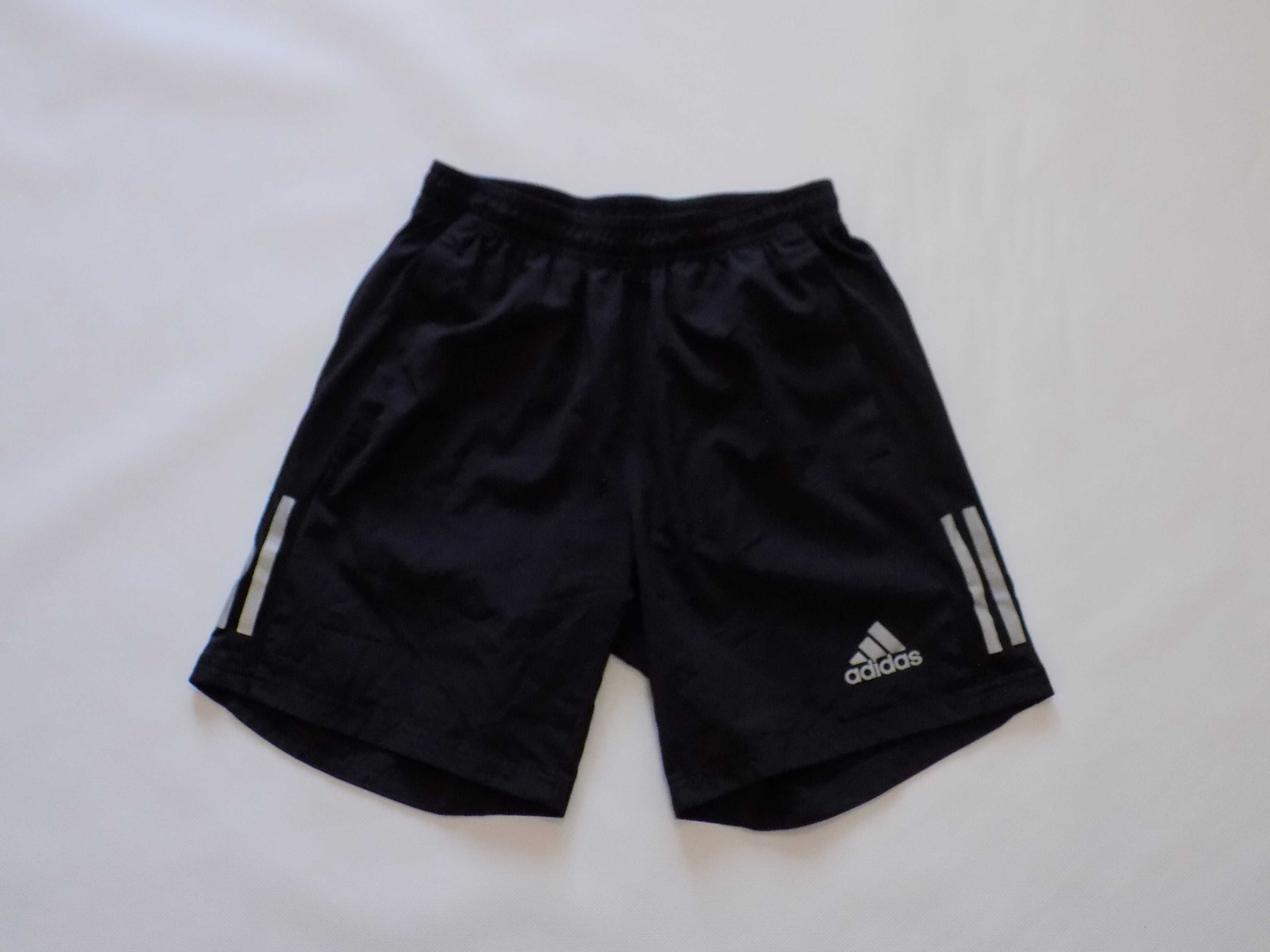 къси панталони adidas шорти гащета екип оригинални мъжки спорт крос S