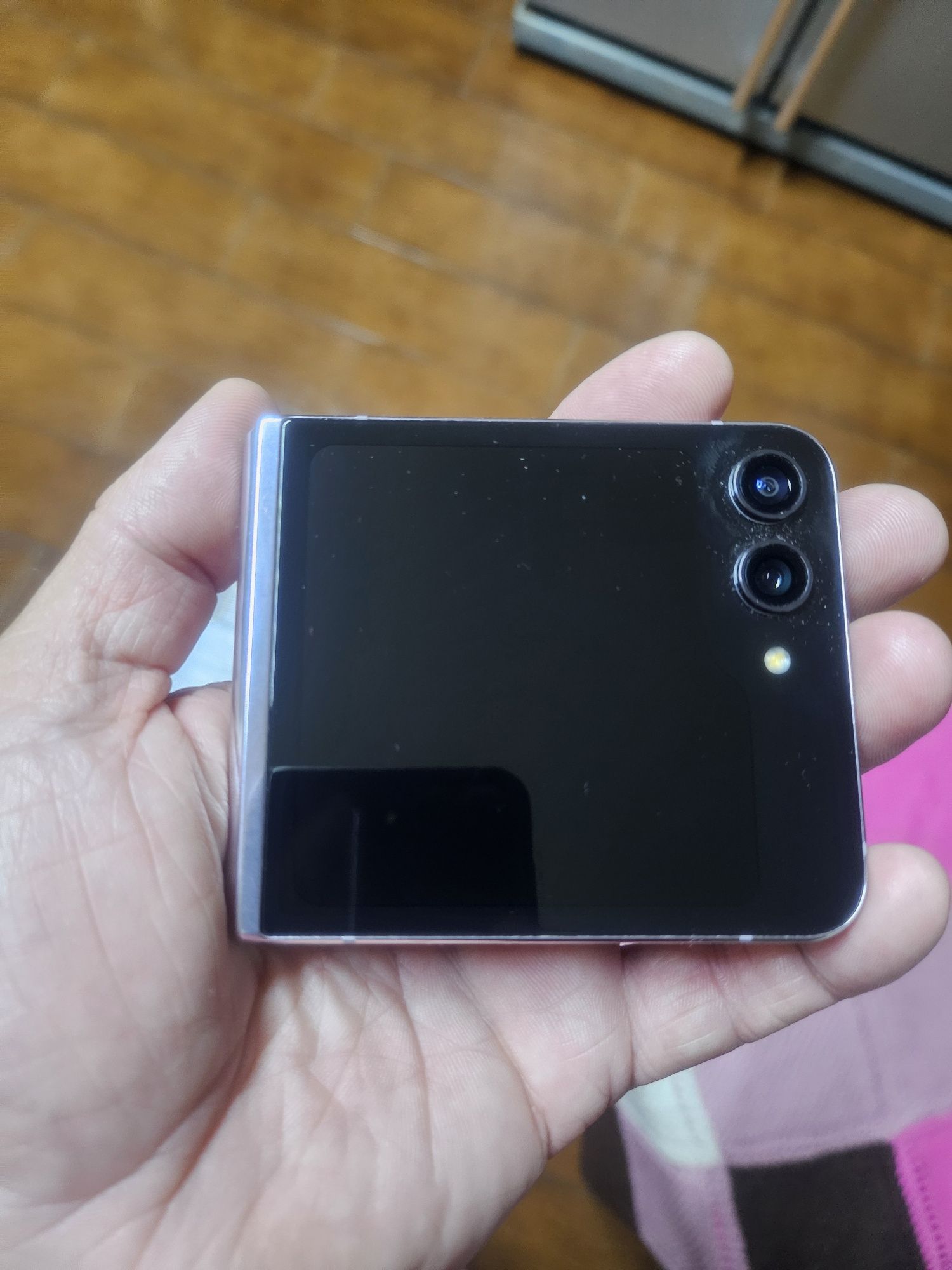 Samsung z5 flip levander 256Gb