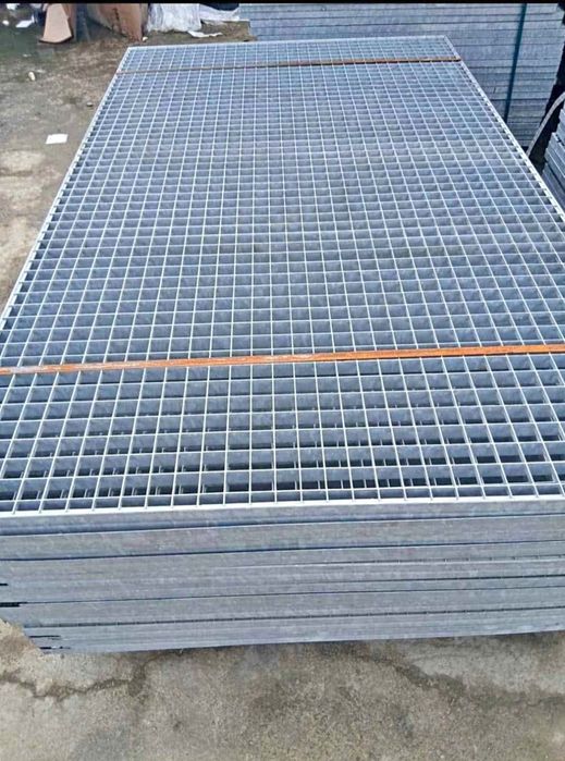 Gratare zincate metalice