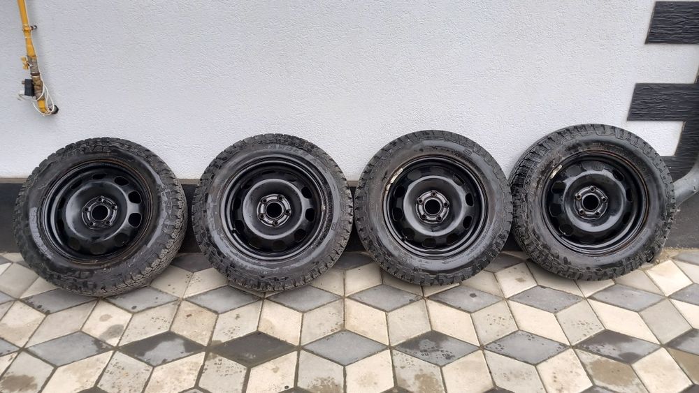 Jante tabla 215/65 /16 Duster/Nissan Allrad