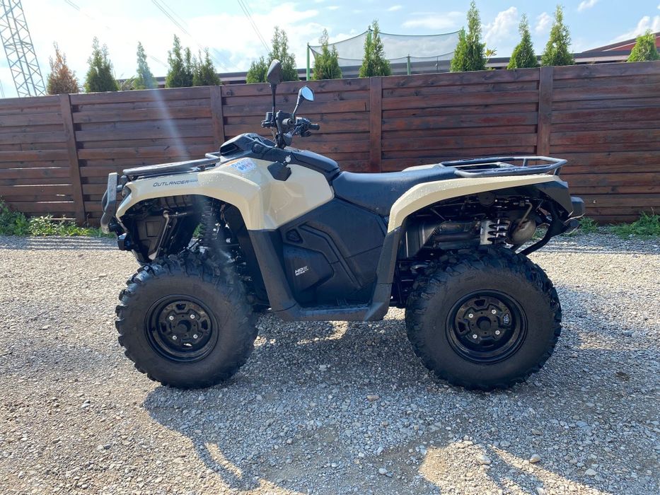 Can Am Outlander HD5// 650CM//2024// VARIANTE Atv