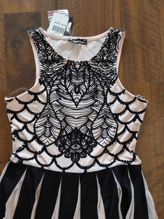 Официална бална рокля