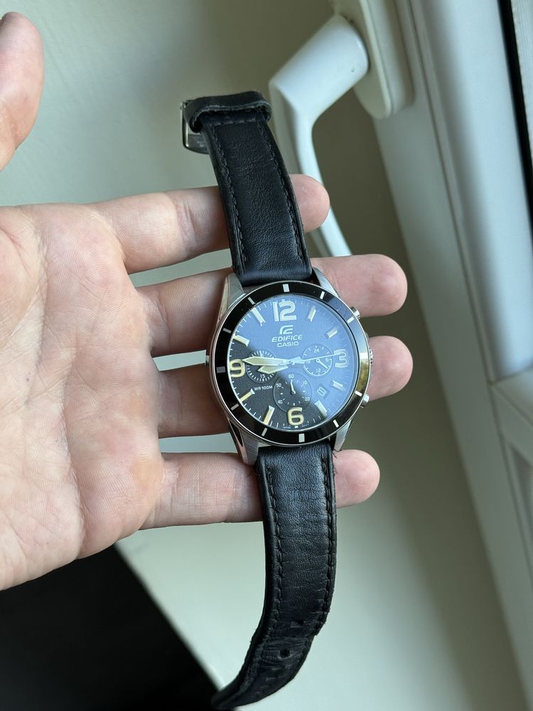 Часовник Casio Edifice
