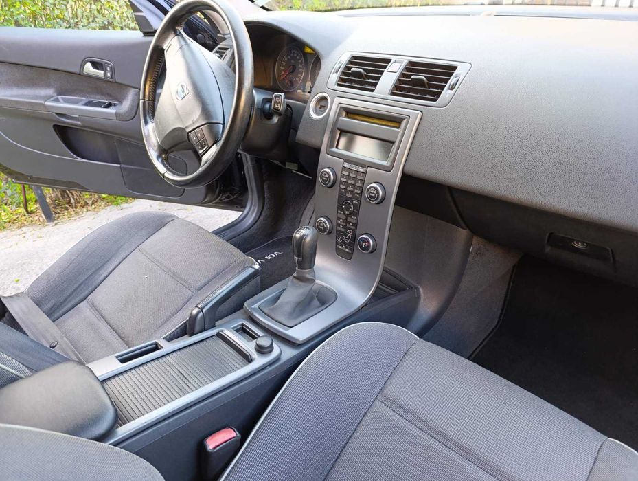 Продавам VOLVO C30
